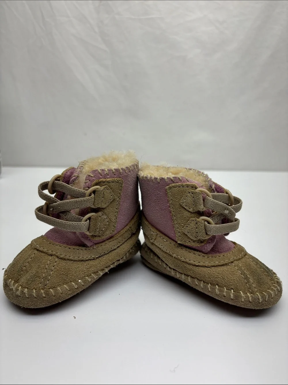 UGG Suede Baby Walker Booties in Tan and Pink, SZ 01, box 72